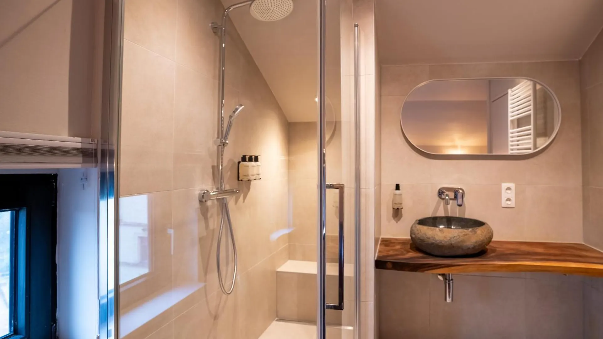 Boutique Hotel Loulou Berg en Terblijt 2*,